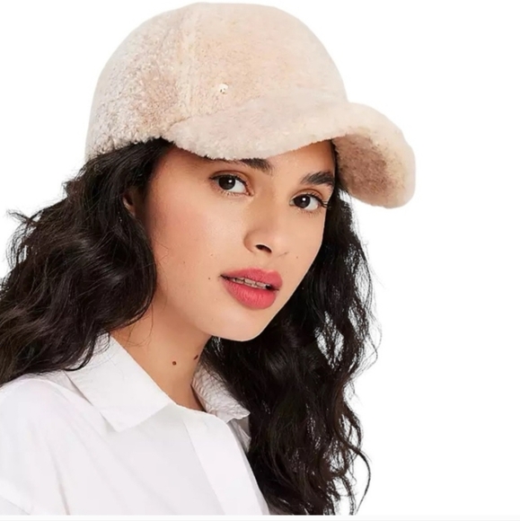 NWT Kate Spade Sherpa Plush Fur Baseball Cap Light Sand Cream Color One Size - Picture 1 of 16